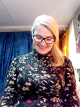 irinamaux Chat XXX live