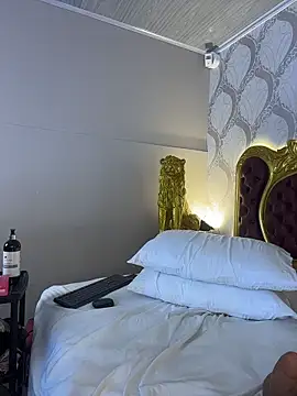 Chat XXX Live KendralHolson