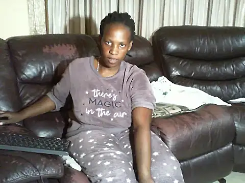 Sky-Diamond élő XXX-chatje