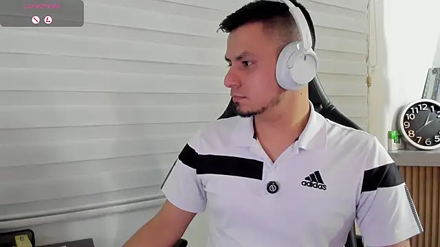 Chat XXX en directo de Rick_Adams