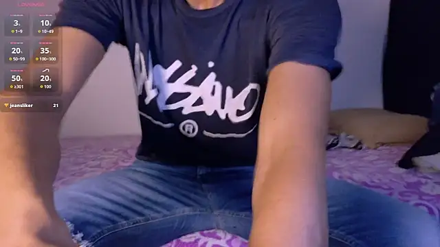 Pikashu7u7 网络视讯表演