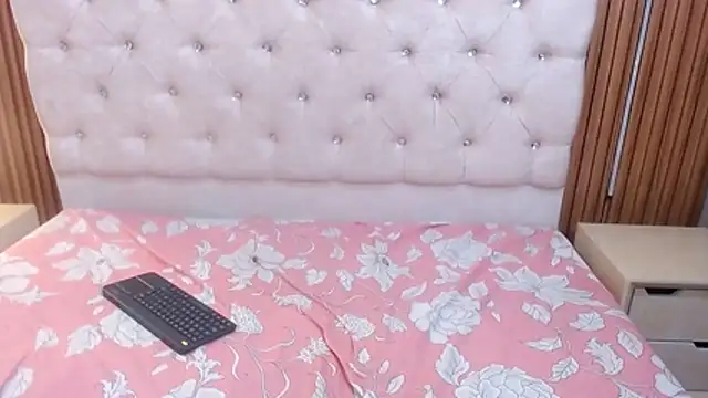 skiaracl202's Webcam Show