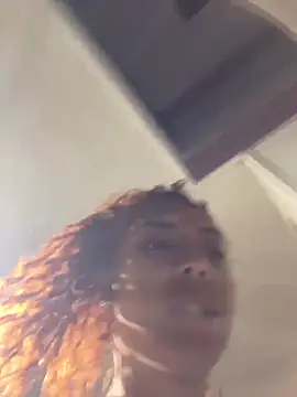 ThePrettyTiana Show Webcam