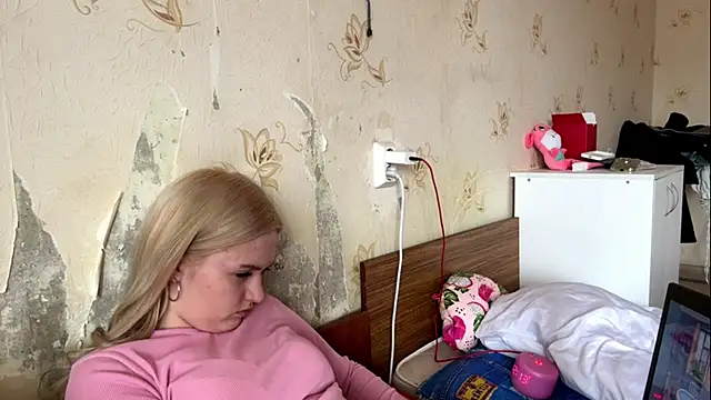 Sophia_Blonde's Webcam Show