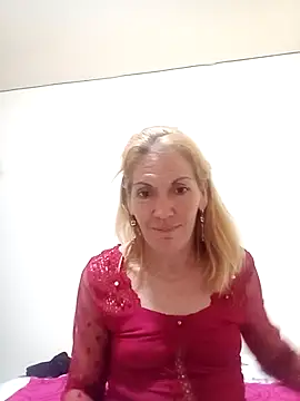 juliachannelhot's Live XXX Chat