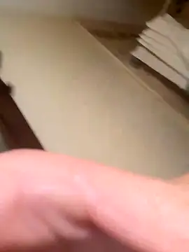 bobby69cock Show in webcam