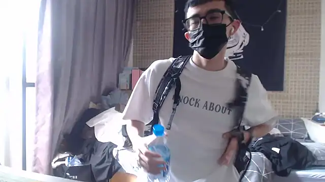 Stevenjt 即時 XXX 聊天