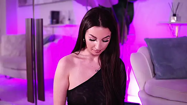 SecretSienna: онлайн-секс-чат