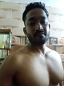 Show modela Rabi_BULKBEAST na web-kameri