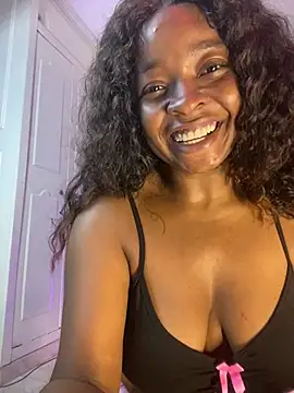 Reina_Love2's Live XXX Chat