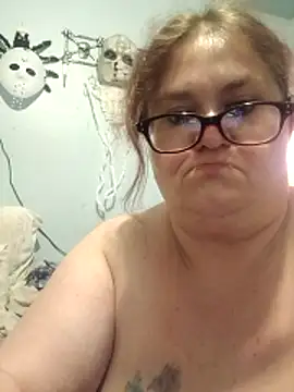 mcv131985's Live XXX Chat