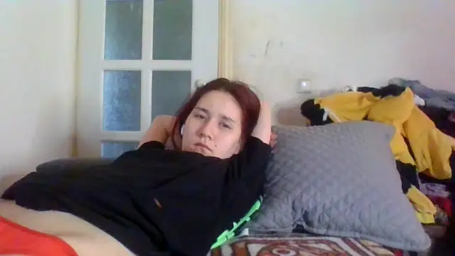 NickiKisinger's Live XXX Chat