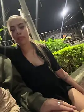 lindaandtony: вебкам-шоу