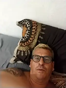 Chat +18 de sexxymoon25 ao vivo