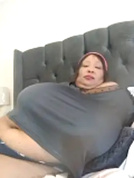 nancy111's Live XXX Chat