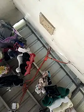 nastyladykinky432 webcam show