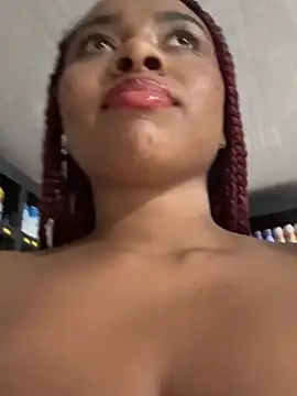 Kloe_rousse01: διαδικτυακό σόου στην κάμερα