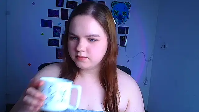 Kitty_Mia_Kitty live XXX chat