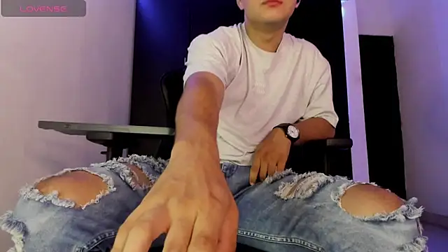 Liam_Mateo Pertunjukan Webcam