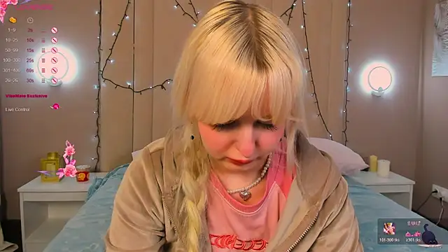 AdeleSilvy – Naživo XXX chat