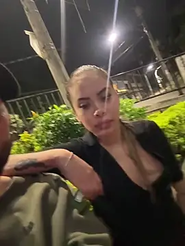 lindaandtony's Webcam Show