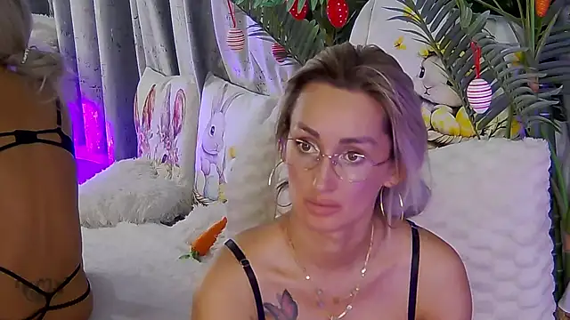 IsabelleEthan: απευθείας συνομιλία ΧΧΧ