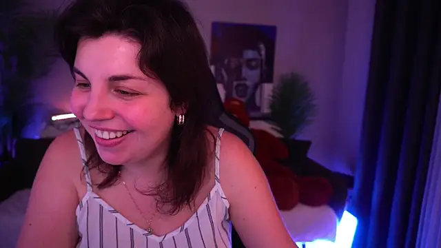 Chat +18 de MirandaWong ao vivo