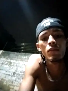 spittermasterpig1 Live XXX-Chat