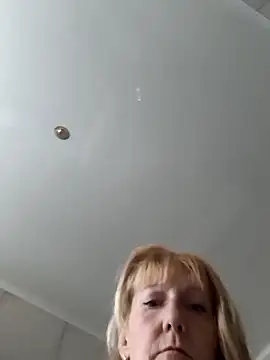 Chat XXX en directo de ValeriaLight