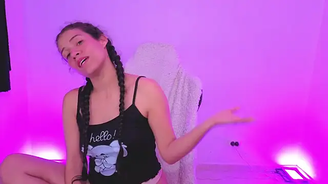 daniela_rivasthl Adlı Modelin Canlı XXX Sohbeti