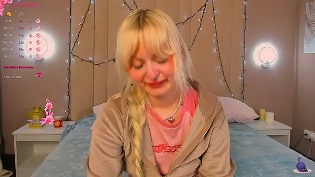 XXX chat uživo modela AdeleSilvy