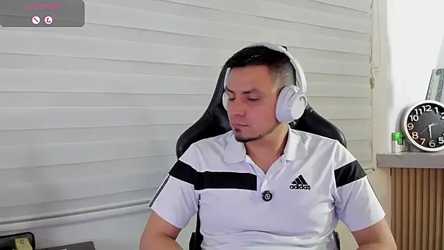 Živý XXX chat Rick_Adams