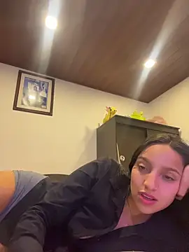 Chat +18 de Eve_Ritz ao vivo