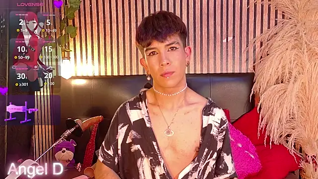 Angeldust19 Webcam-Show