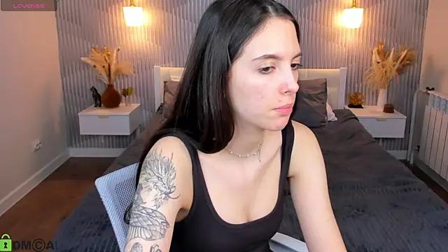 elise_robbie live XXX chat