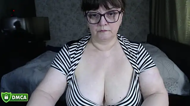 BrandiOhNight's Live XXX Chat