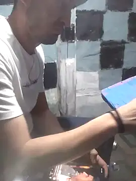 Wero4200's Live XXX Chat