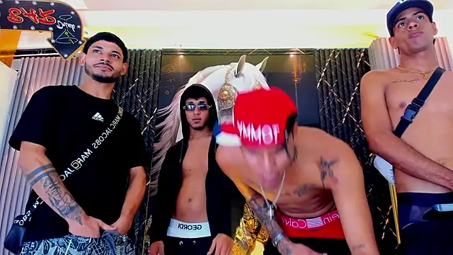 Show de the_knights_of_the_night_ na webcam