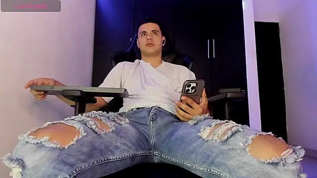 Liam_Mateo webkamerás műsora