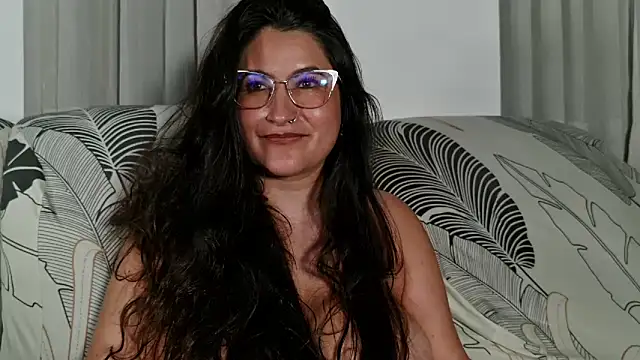 Chat XXX en directo de DeesseLuxure