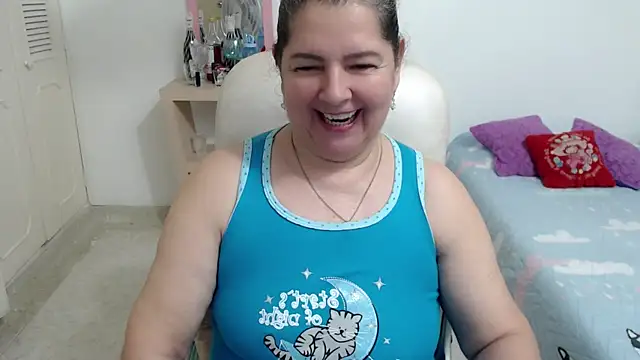 leonela_69 Live XXX Chat