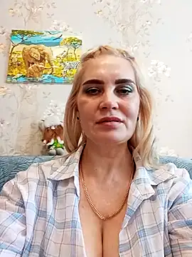 Chat +18 de JennyOMay ao vivo