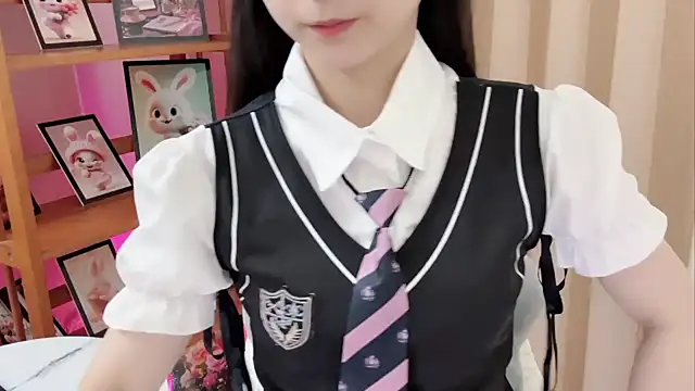 KaleAnisa Adlı Modelin Canlı XXX Sohbeti