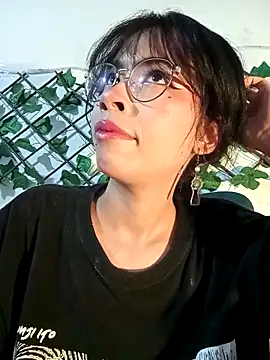 dolliette24's Live XXX Chat