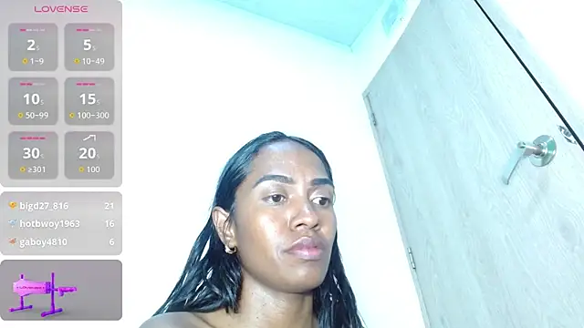 avaleri_cherryのライブXXXチャット