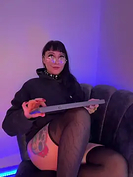 Chat +18 de Ravenna666_ ao vivo