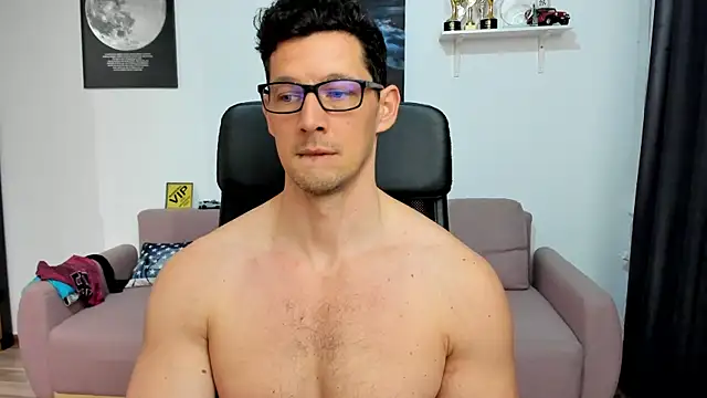 BrutusK08 Chat XXX in diretta