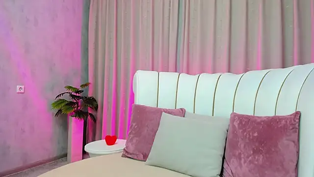 _Sunpuddle Live XXX-Chat