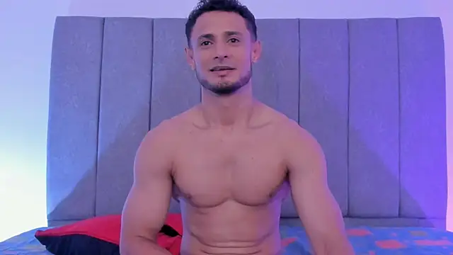 Adonys_Lewis_ 现场XXX聊天