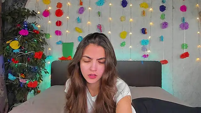 Milana_Crystal_ Webcamshow